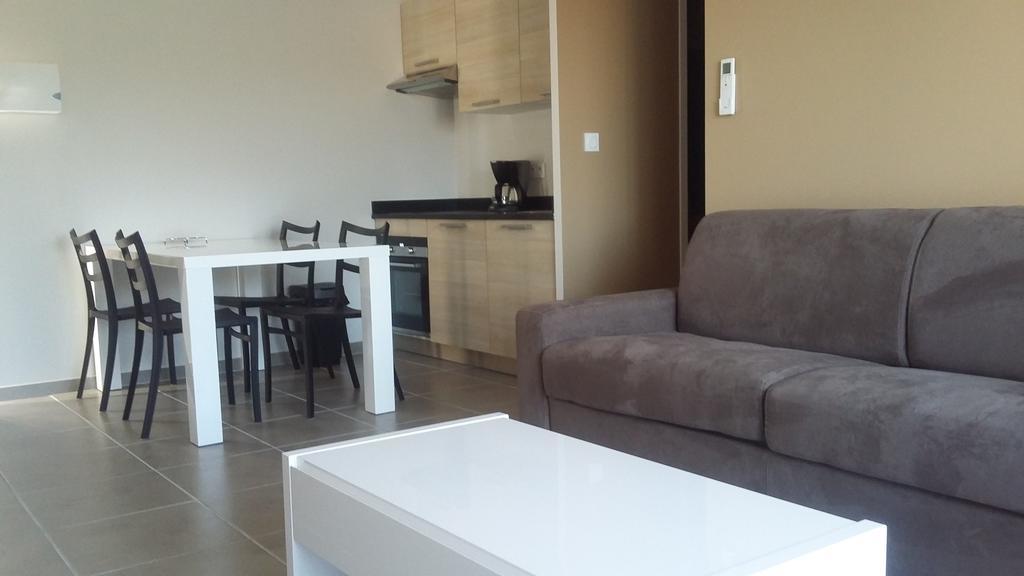 ארל Appart'Hotel Et Chambres Essentiel Spa מראה חיצוני תמונה