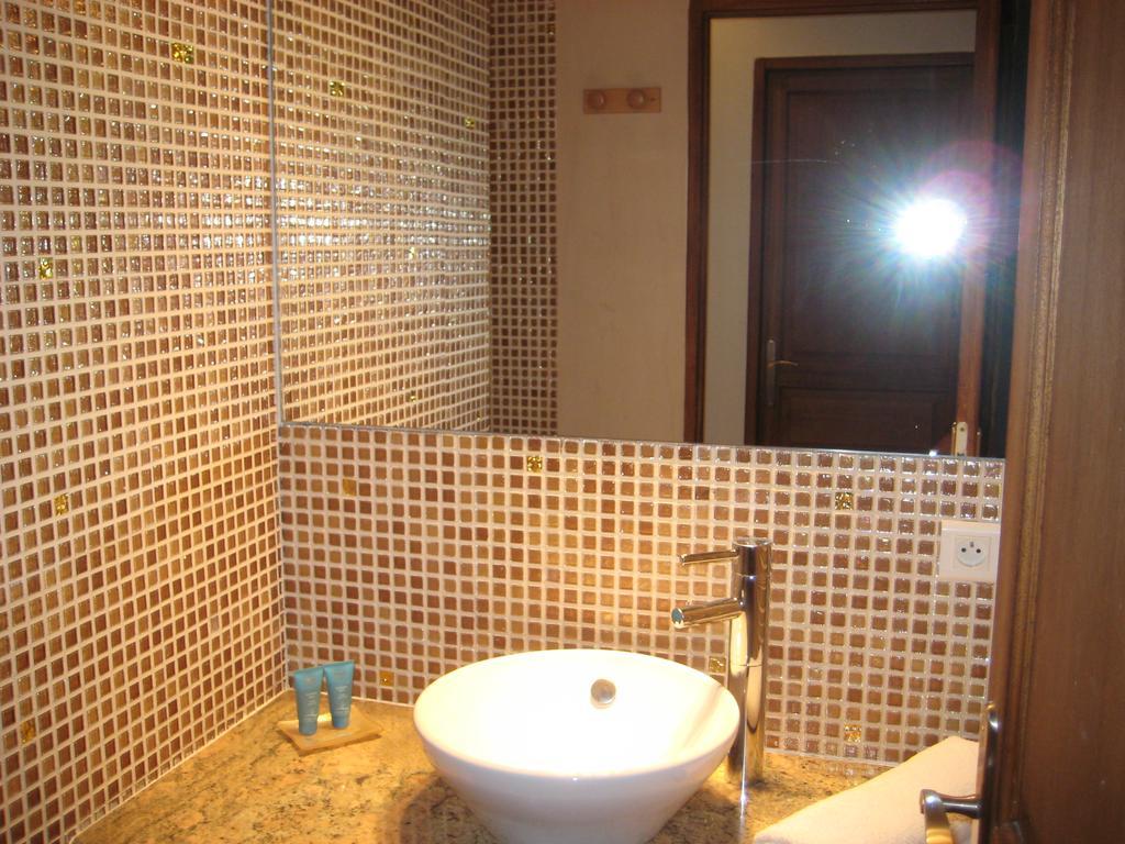 ארל Appart'Hotel Et Chambres Essentiel Spa מראה חיצוני תמונה