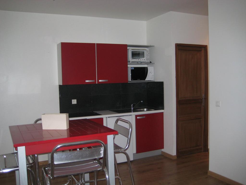 ארל Appart'Hotel Et Chambres Essentiel Spa מראה חיצוני תמונה